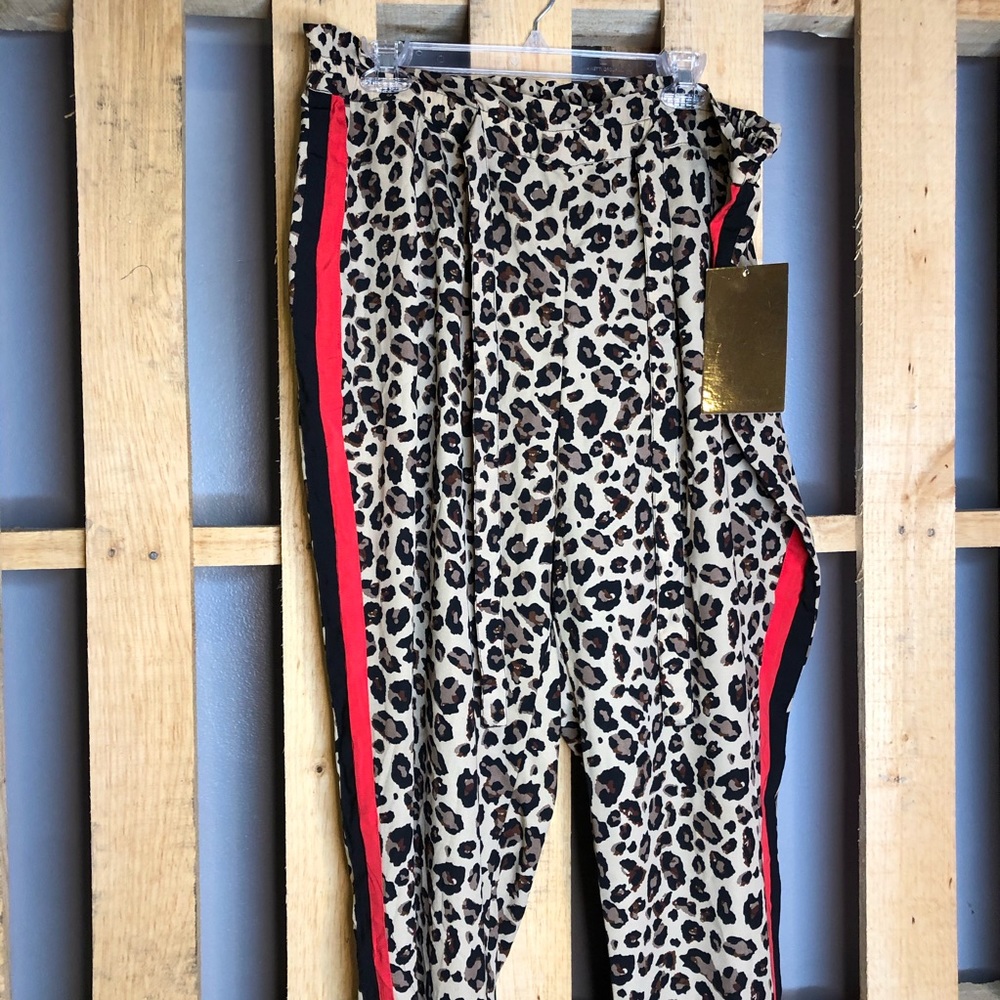 Animal print pants ❤️